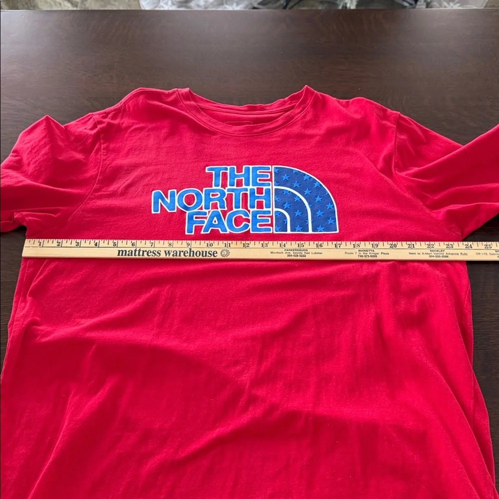 The North Face Red USA Box Graphic Stars Men’s Short sleeved T-Shirt XL